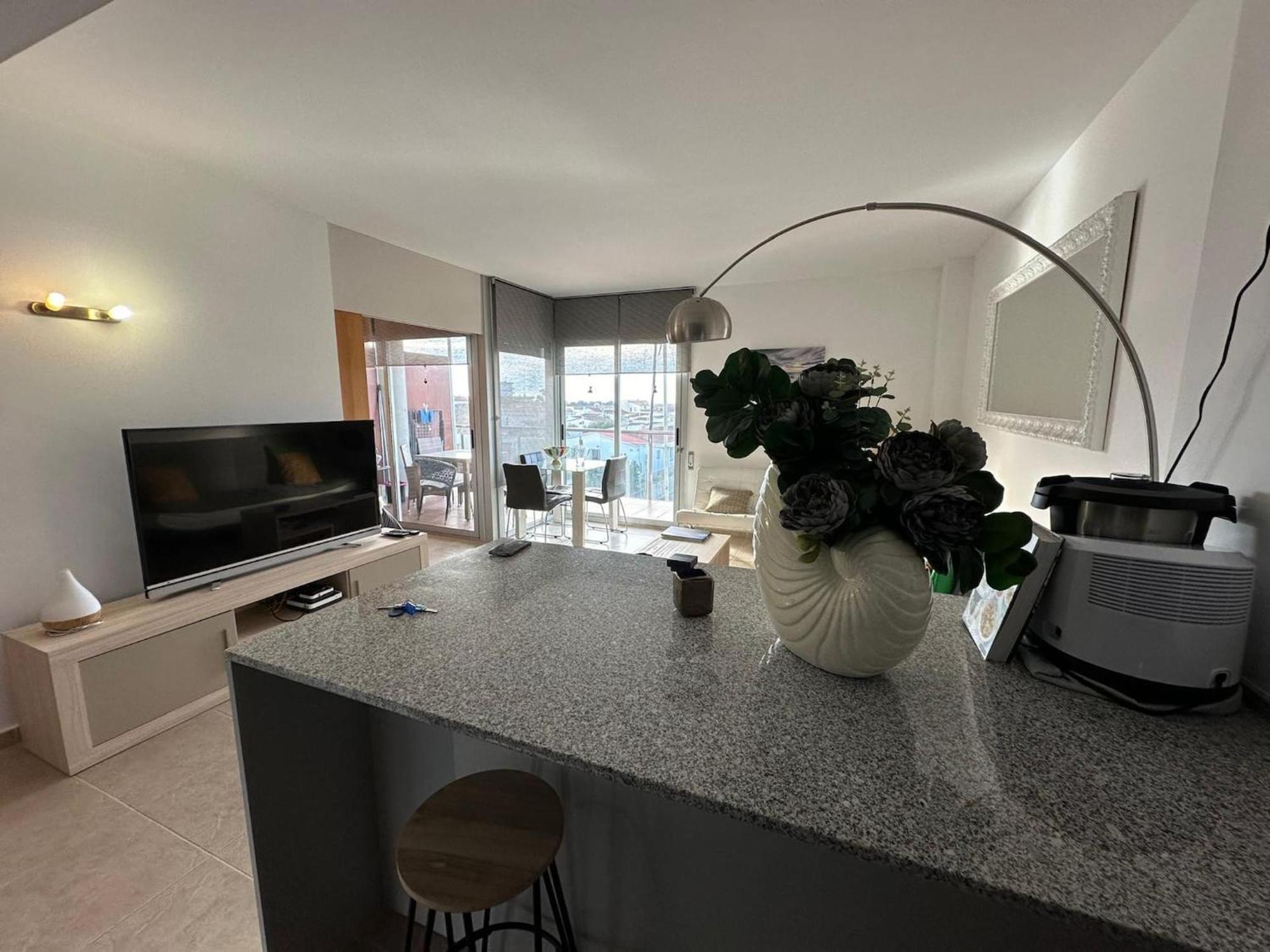Apartamento en Roses con vistas al canal y piscina Exterior foto